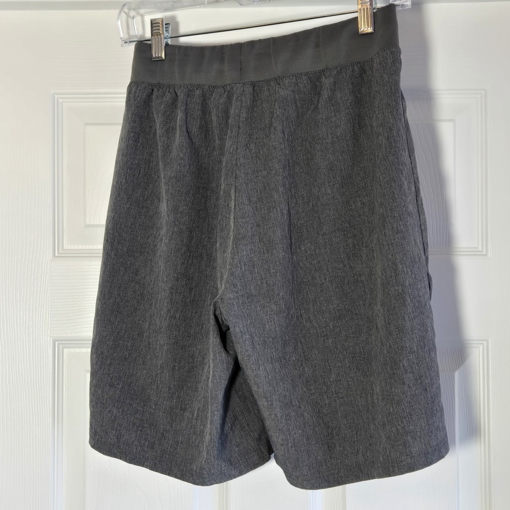 Champion Dark Gray Shorts Mens Size Small Pockets Drawstring Technical‎ Fabric - Picture 2 of 6